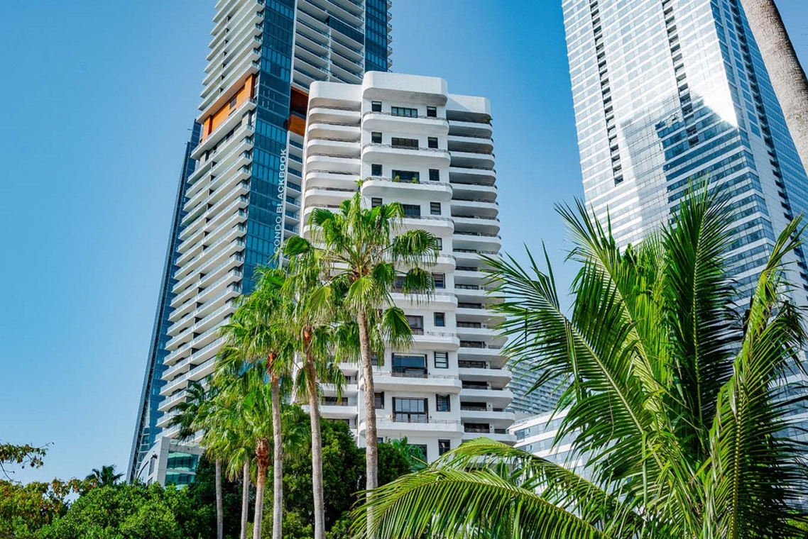 Brickell East Condo For Sale