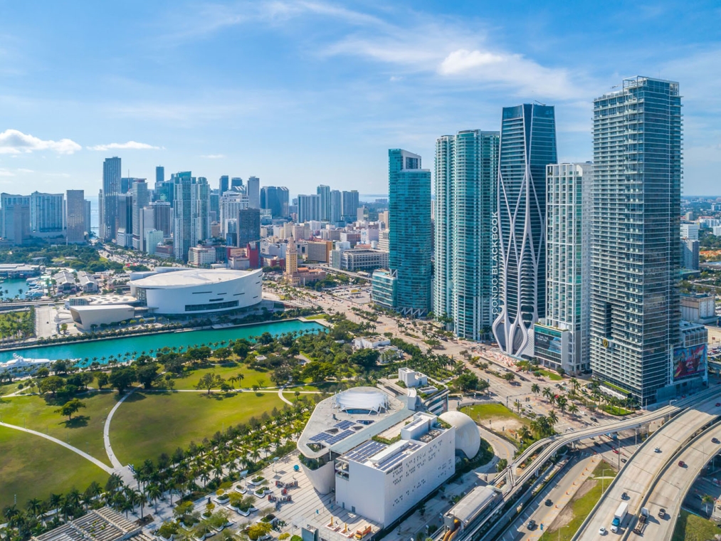 One Thousand Museum Condos for Sale and Rent in Downtown Miami - Miami ...