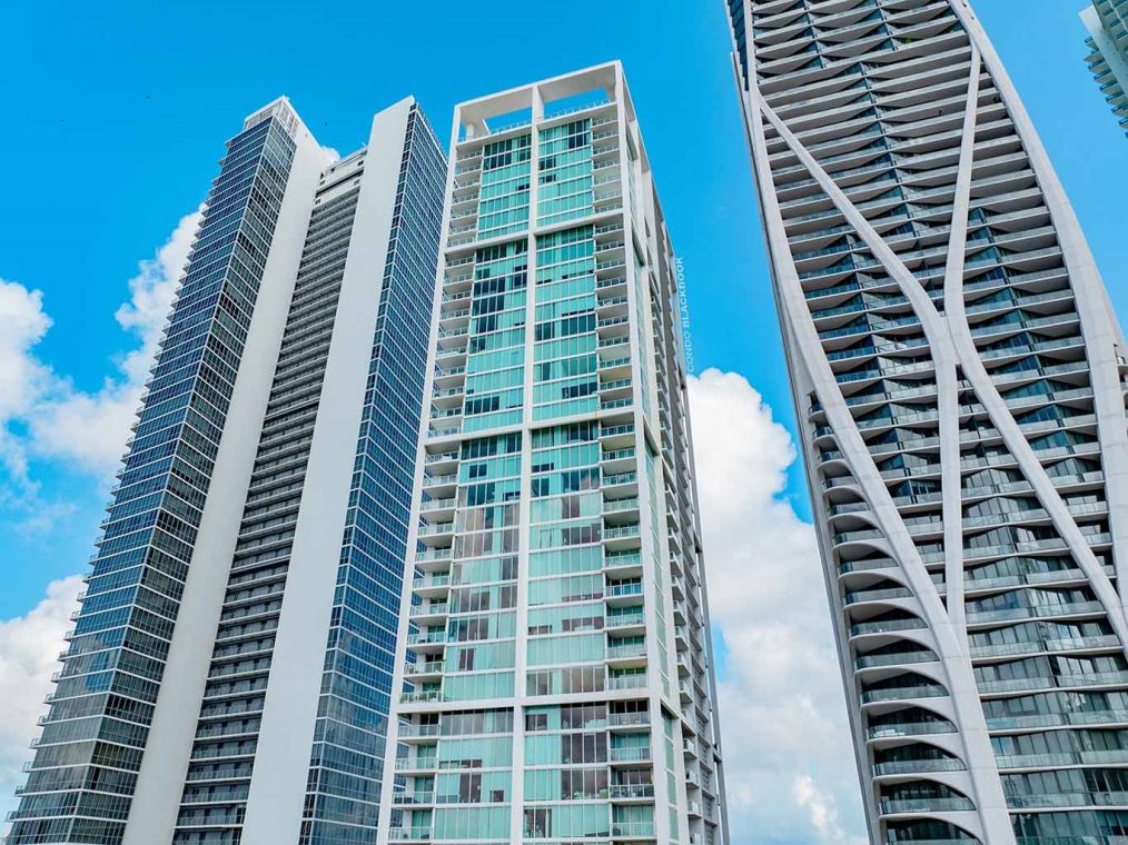 Ten Museum Park Condos for Sale and Rent in Downtown Miami - Miami ...